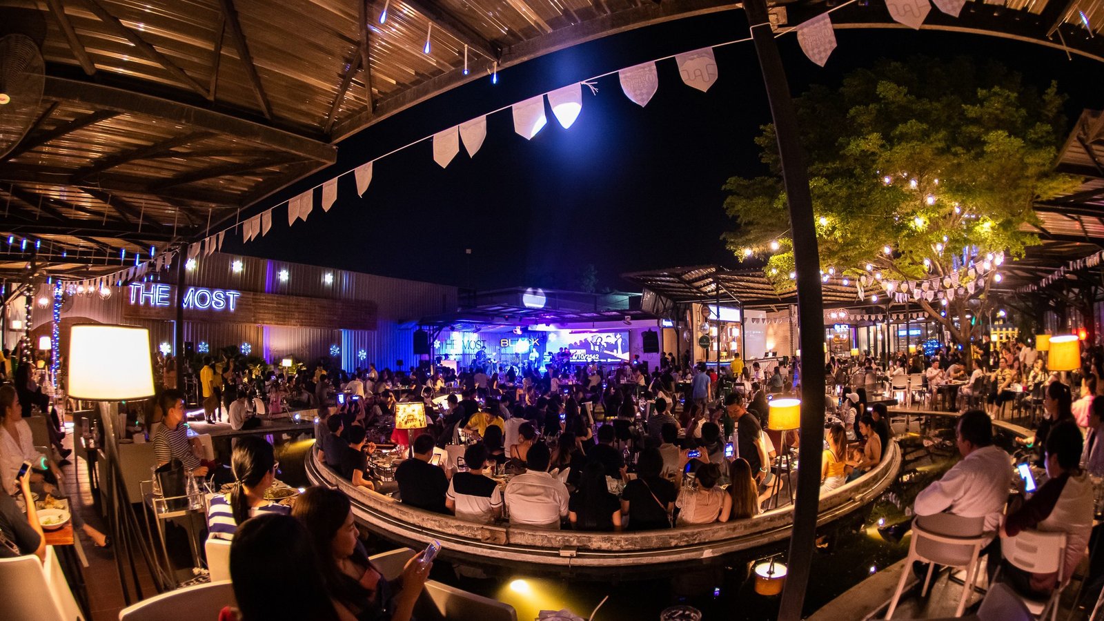 The Most Bar & Bistro ร้านกลางคืนฝั่งธน The Most Bar & Bistro