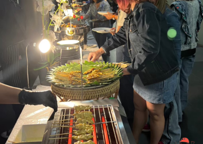 ราดหน้าอาหลิว รับทำข้าวกล่อง Lunch Box & Set Box อาหารกลางวัน ประชุม สัมมนา งานเลี้ยง งานบุญ งานศพ